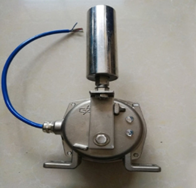 XTBP-20皮帶跑偏檢測器、XTD-A-3KG7F自動復(fù)位兩極跑偏開關(guān)價(jià)格優(yōu)惠
