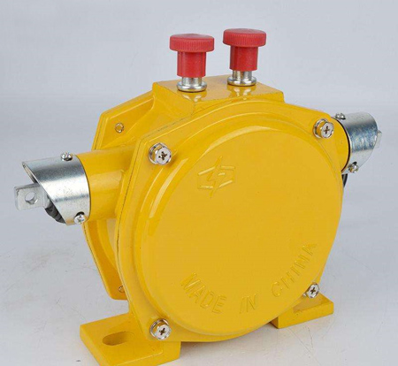AS-LS350手動(dòng)耐酸堿雙向拉繩開關(guān)、ATLS-100B22拉繩開關(guān)都經(jīng)過防水測試生產(chǎn)廠家
